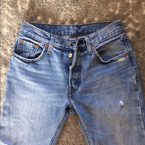 Levi Ripped Jeans - Picture 2 of 5